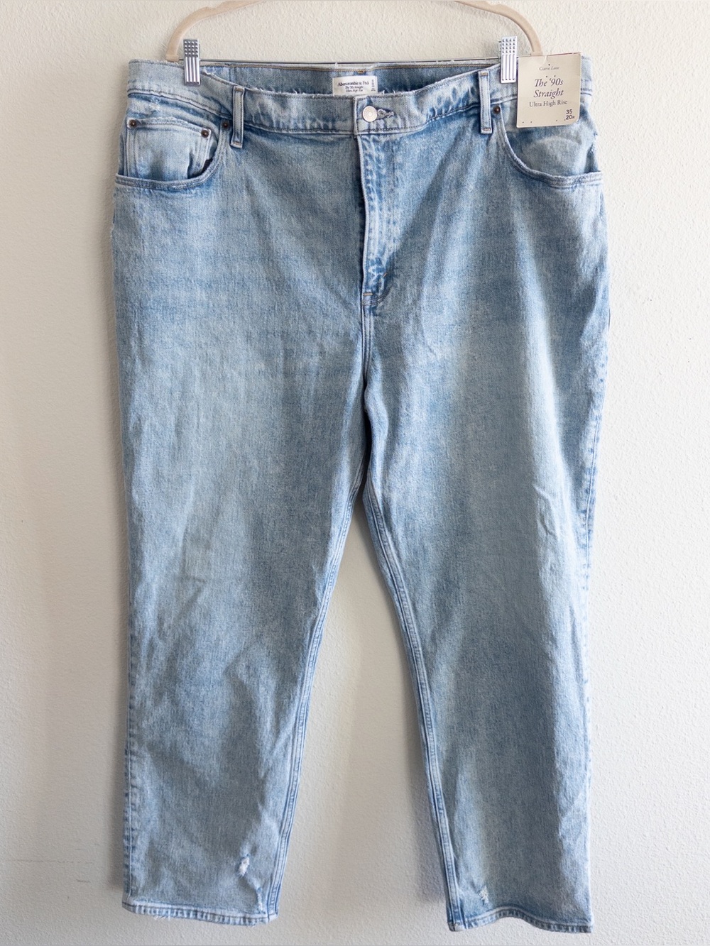 NWT Abercrombie & Fitch Curve Love The '90s Straight Ultra High Rise Cotton Jean